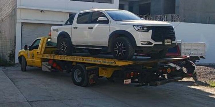 En Huajuapan recuperan vehículo robado.