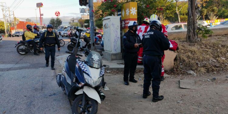 El accidente sucedió la mañana de ayer, cuando se dirigía a dejar a su hijo a la escuela.