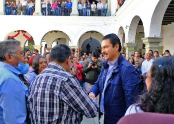 Foto: Municipio de Oaxaca de Juárez // El presidente municipal, Ray Chagoya, sostuvo un encuentro ayer con representantes del Sindicato Autónomo del municipio