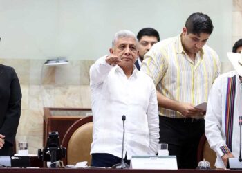 Foto: Luis Alberto Cruz // El titular de Sefader juró conducirse con la verdad.