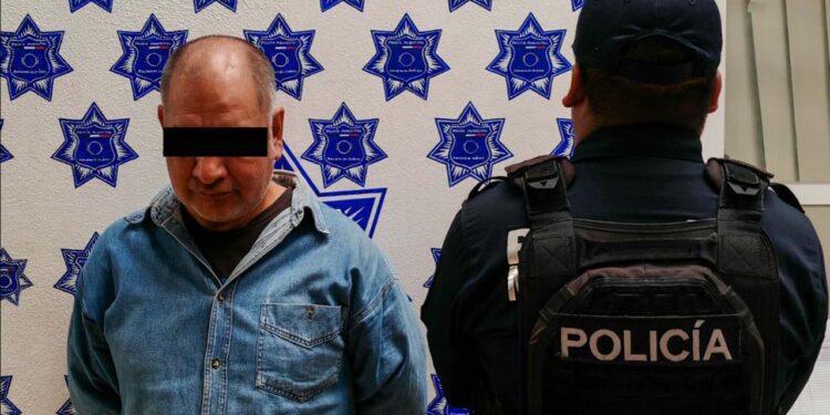 Eliseo M.E de 51 años, asegurado por un robo ocurrido en la colonia Reforma.