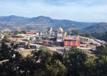 Este santuario es uno de los más importantes en Oaxaca a donde acuden miles de visitantes.