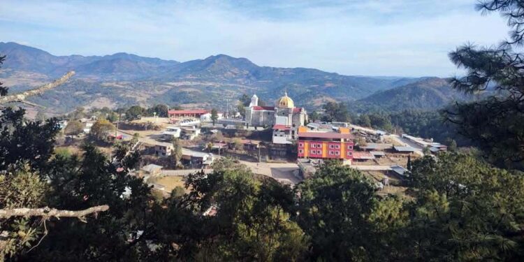 Este santuario es uno de los más importantes en Oaxaca a donde acuden miles de visitantes.