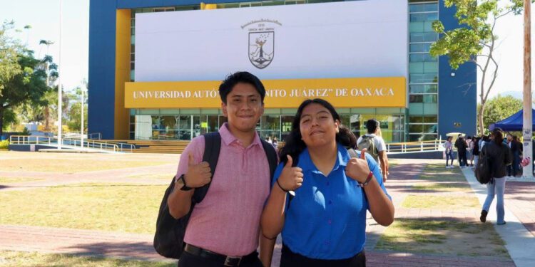 Estudiantes de la UABJO participaron en Google CAMP Inclusión 2024