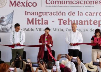 Sheinbaum inaugura la súper Mitla-Tehuantepec