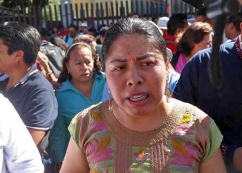 Foto: Luis Alberto Cruz.// La lideresa Yenny Aracely Pérez Martínez previo a la negociación con Mario Delgado.