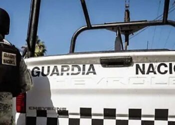 Las autoridades se negaron a dejar a la menor con su padre, debido a su comportamiento agresivo.