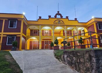 Los asambleístas una y otra vez exigieron cuentas claras.