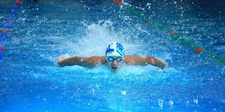 Se lanzaron al agua a toda velocidad