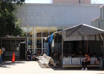 Foto: Adrián Gaytán // Para garantizar el movimiento de los pacientes intrahospitalarios, el Hospital Regional "Presidente Benito Juárez" del ISSSTE cuenta con dos nuevos elevadores.