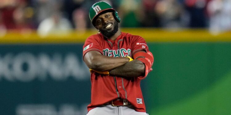 Randy Arozarena promete defender los colores de México en el Clásico Mundial de Béisbol 2026