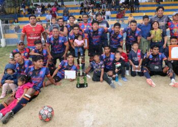 Fotos: Leobardo García Reyes // Real San Agustín es el monarca de Liga Mayor B.