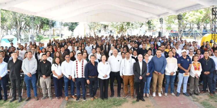 Docentes de la UABJO se actualizan en IA aplicada a la educación