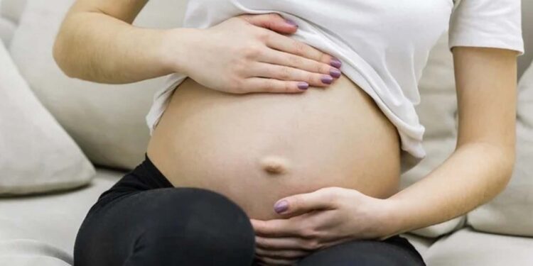 Foto: internet – ilustrativa // Las principales causas de defunción fueron la hemorragia obstétrica con 17.8%, la enfermedad hipertensiva, edema y proteinuria en el embarazo, parto y puerperio con 12.7% y el aborto con el 8.8%.