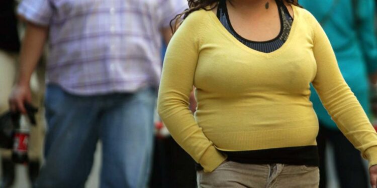 La obesidad representa la enfermedad que puede desencadenar otros padecimientos como la diabetes e hipertensión arterial