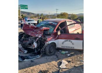 VIDEO | ¡Otro accidente mortal en la Carretera Federal 190! Mujer fallecida y cinco heridos tras brutal choque frontal