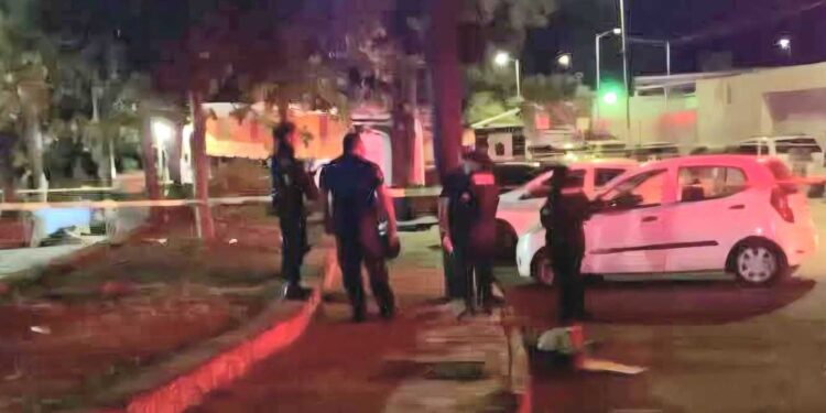 ¡Ejecutan a un hombre en Salina Cruz cerca del IMSS!