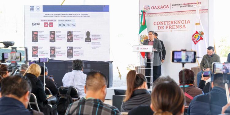 Hallan vehículos clave en la desaparición de siete personas
