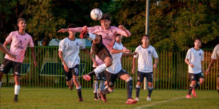Vuelan Dragones al futbol internacional