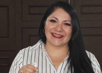 Por vínculos con el CJNG investigan a alcaldesa de Coalcomán, Michoacán