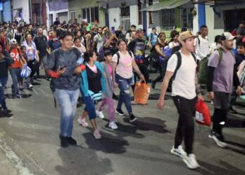Primera caravana migrante de 2025 parte de Tapachula con esperanza y desafíos