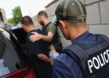Embajada de México en EE. UU. advierte: ¿Qué hacer si autoridades migratorias llegan a tu casa?
