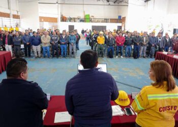 Foto: cortesía // El Gobernador Salomón Jara Cruz encabezó la instalación del Subcomité de Prevención y Combate de Incendios Forestales en Ixtlán de Juárez.