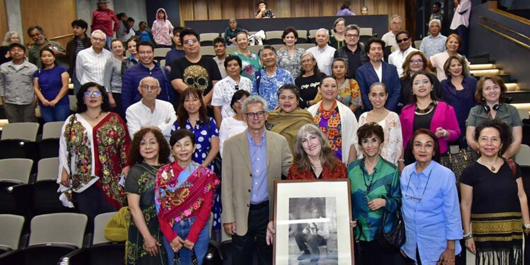Fotos: Rubén Morales // En el auditorio de la Unidad de Extensión Universitaria de la UNAM, se realizó la presentación del documental "Un Camino al Cielo".