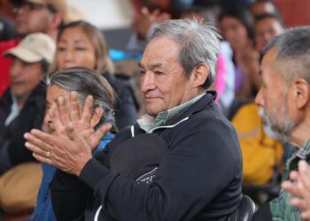 Foto: cortesía // Habitantes de Santa María Yalina reconocen el apoyo del gobernador Salomón Jara Cruz.
