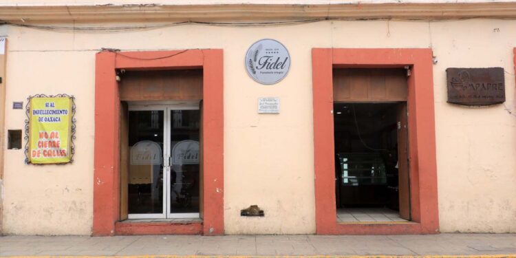 Fotos: Adrián Gaytán // Se encuentra a unas cuadras del Palacio de Gobierno y muy cerca de otro inmueble en el que habitó Benito Juárez.