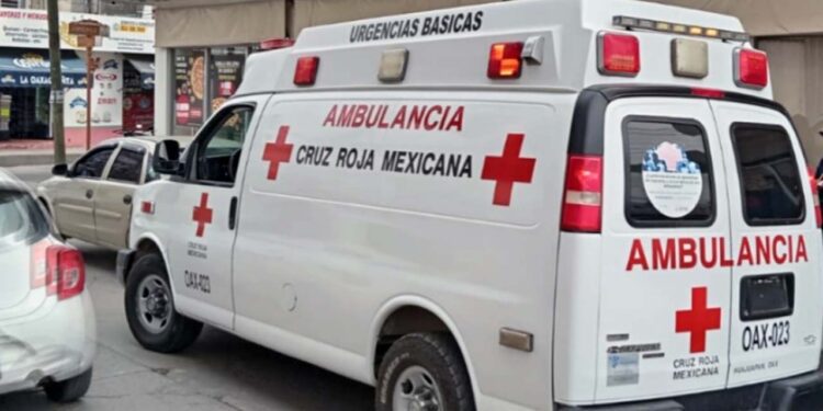 El accidente se suscitó en la calle Galeana casi esquina con la Avenida 5 de febrero.El accidente se suscitó en la calle Galeana casi esquina con la Avenida 5 de febrero.