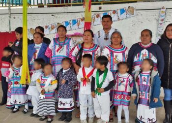 Los alumnos también prepararon el baile tradicional de Huautla.