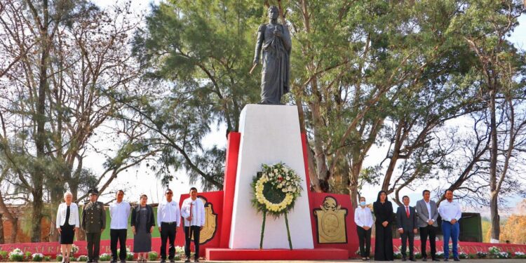 Foto: Adrián Gaytán // Al presidir la ceremonia del CXCIV Aniversario Luctuoso del General Vicente Guerrero Saldaña, el Gobernador Salomón Jara Cruz hizo un llamado a la unidad nacional.