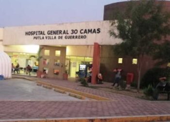 Suspenden exámenes de laboratorio en el Hospital de Putla, Villa de Guerrero; empresa “retira y bloquea” los equipos