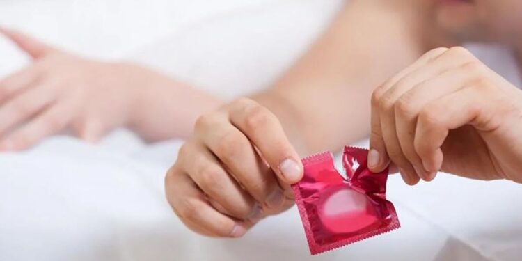 Día Internacional del Condón: 74% de adolescentes y 41% de adultos en México usan condón para prevenir ITS y VIH