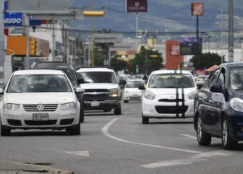 Foto: Rubén Morales // Dan un plazo de cuatro a automovilistas para la verificación vehicular de 2025.