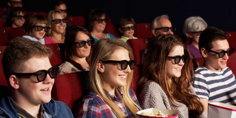 ¿Es falsa la lista de alimentos permitidos en el cine? Profeco aclara la situación