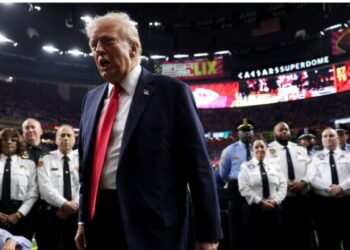 Donald Trump se saca del manga nuevos Aranceles