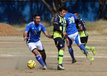 Foto: Leobardo García Reyes // El fin de semana fue para los visitantes, que se llevaron los triunfos.