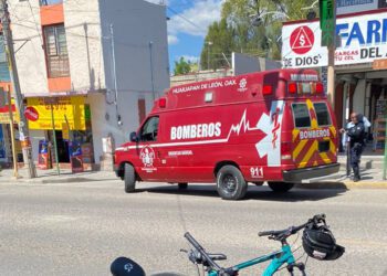 Daños y un hombre  herido deja accidente