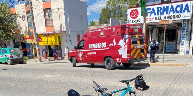Daños y un hombre  herido deja accidente
