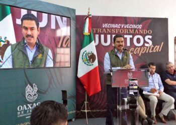 Foto: Adrián Gaytán // En su conferencia semanal, el presidente municipal, Raymundo Chagoya Villanueva, dijo que se investigará sobre los pasivos y gastos que suman más de 720 millones de pesos.