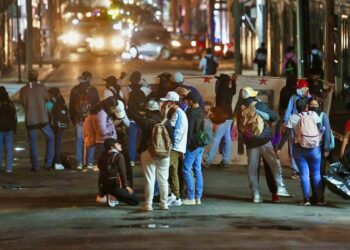 Foto: Luis Alberto Cruz // Normalistas bloquean calles del Centro Histórico.