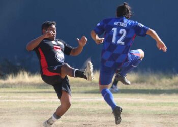 Fotos: Leobardo García Reyes // Deportivo El Retiro se impuso por la mínima diferencia de un gol al Repres Oaxacali.
