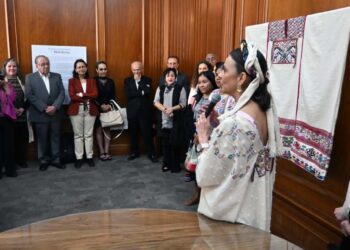 Ingresa María Isabel Gañén Porrúa a la Academia Mexicana de la Historia