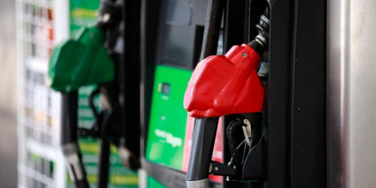 ¿Cómo cargar gasolina de manera inteligente para ahorrar dinero?