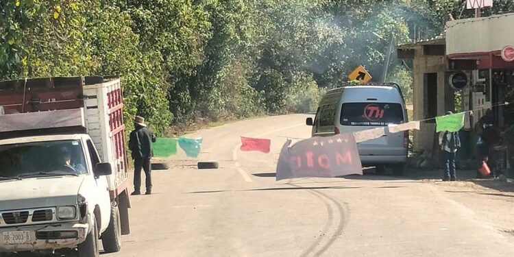 ¿Dónde hay bloqueos en Oaxaca hoy 18 de febrero?