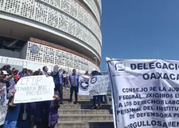 Protestan trabajadores del Poder Judicial en Oaxaca