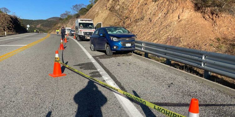 Trágico fin de maestra en la autopista Mitla-Tehuantepec