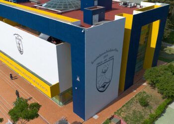 La Máxima Casa de Estudios del Estado presentó su Convocatoria General de Admisión 2025, en la que ofrece 53 programas educativos.